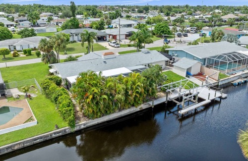 Lochmoor Waterway Estates House | Waterfront Villa Retreat: Perfect Escape!