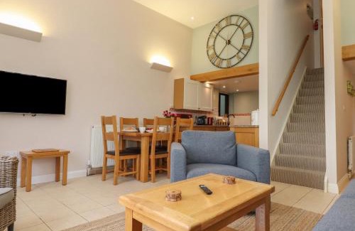 Bradworthy House | Waterland Old Barn