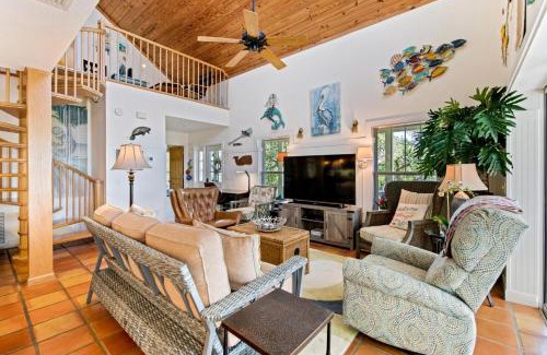 Bradenton Beach House | Waters Edge Cottage