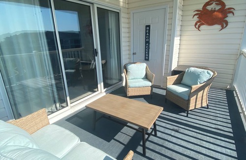 Little River Condo | Waterway views, beautiful sunsets, pools, hot tubs, balcony, grilling & beaches