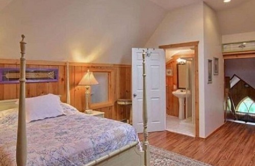Northport Bed & Breakfast | Wauban Cottage
