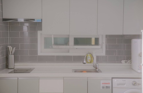 Yeonnam-dong House | Wave House