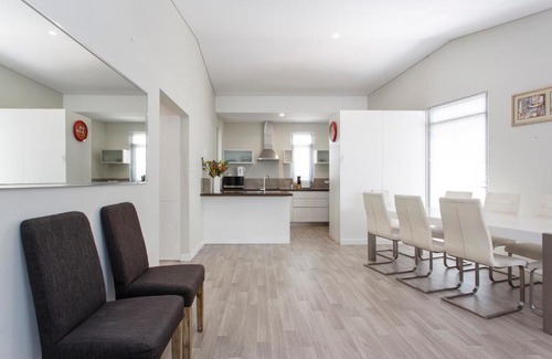 Beckenham Apartment | Waverley apartment F-two bedrooms wifi available