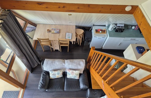 Deal Ski Chalet | WAYFARERS-Stunning SEA VIEWS at Kingsdown Park, with pool on site no118