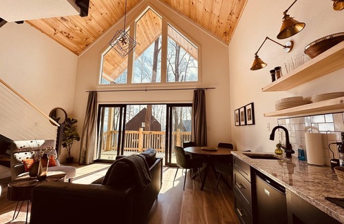 Gatlinburg - Pigeon Forge Cottage | Weekday Special as Low as $99 - 3