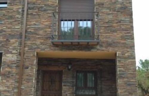 Tamajon Cottage | WEEKEND OFFERS Country house (full rental) La Senderuela 13 person