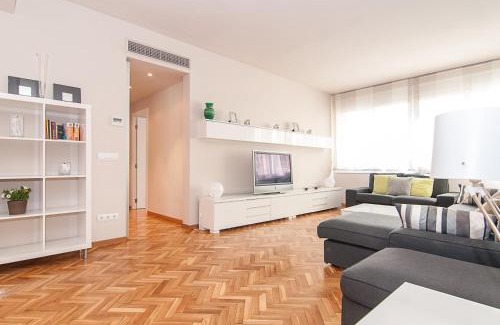 Les Corts Apartment | Weflating Diagonal