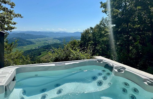 Fresing House | Weinblick Kitzeck