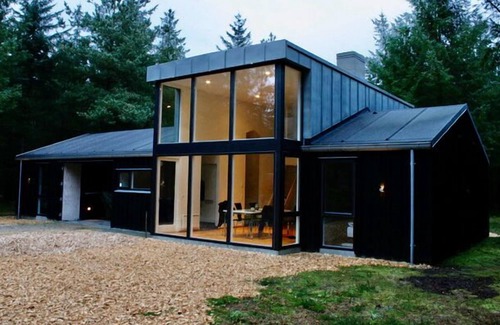 Skals House | Welcome to a nice, large holiday home with SPA. The house is located by.