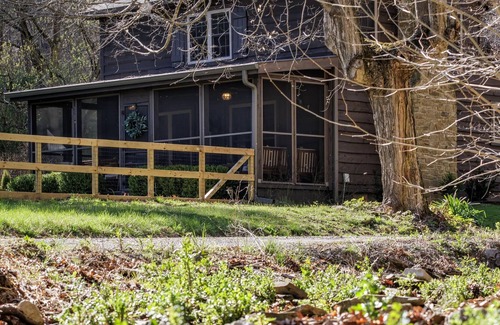 Gnaw Bone Cabin | Welcome to Brooks Run - A 1920’s Cabin in Beautiful Brown County, Indiana