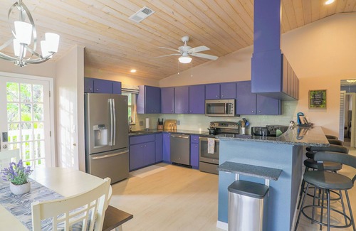 Palm Island House | Welcome to Casa Azul @ Paradise Found! 3bd home w/pool on exclusive Palm Island
