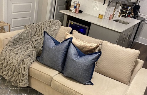 Hapeville House | Welcome to First Klass Luxury Studio ❤️❤️ 1bedroom, 1 bathroom with full kitchen