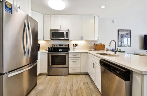 East End House | Welcome to Ocean Mile H-8!