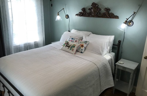 North Chattanooga Cottage | Welcome to ROSE COTTAGE , North Chattanooga, Historic Riverview