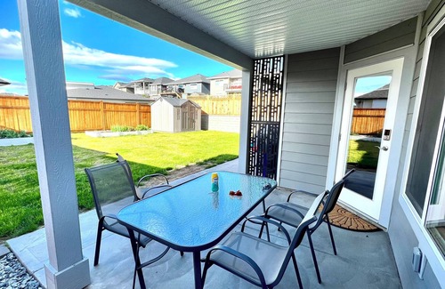 Kamloops House | Welcome to Saddleback Suite!