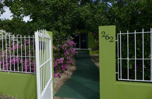 Sint Michiel House | Welcome to the cozy Neighborhood of Saint Michael