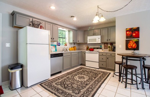 Harriman House | Welcome to The Hideaway in Harriman, TN