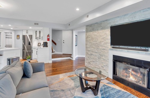 Shark River Hills House | Welcome to the Overlook Manor, saltwater pool, spa,2acres of private fenced in.