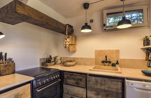 Claviers House | Welcome to this charming cottage in the countryside with private pool.