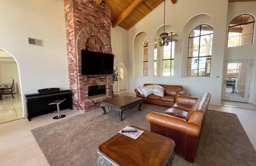 Deer Valley House | Welcoming 5-bedroom house with AC in sunny Phoenix