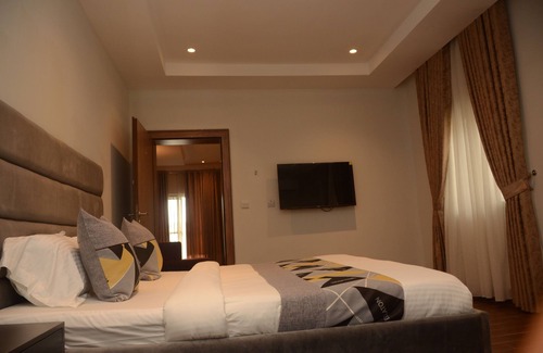 Maitama Hotel | Wellaton Suite