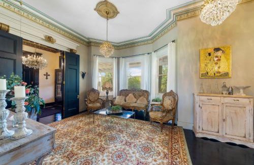 Medway House | Wembley House, Southern Highlands