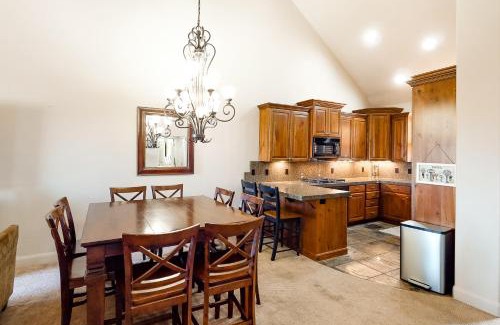 St. George House | West Canyon Wonderland