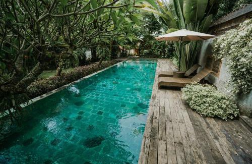 Celuk House | west room at Semadi Living