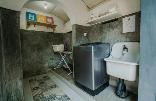 Celuk House | west room at Semadi Living