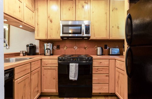 Vail Villa | West Vail Basecamp - On Free Bus Route!