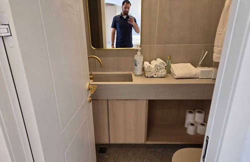 Old City Apartment | Western Wall View Apartment