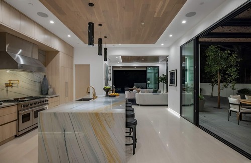 Encino Villa | Westfall - Unparalleled Modern Luxury Estate with Infinity Pool & Spa
