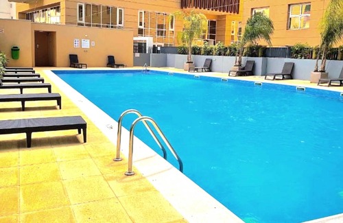 Gibraltar Apartment | Westone Suite-hosted by Sweetstay