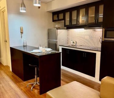 Alabang Apartment | WestParc Cedar Cozy Apartment in the Heart of Alabang