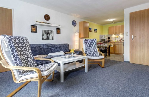 Karlshagen Apartment | WG 3 - Hinterhaus - Karlshagen, House Boettcher
