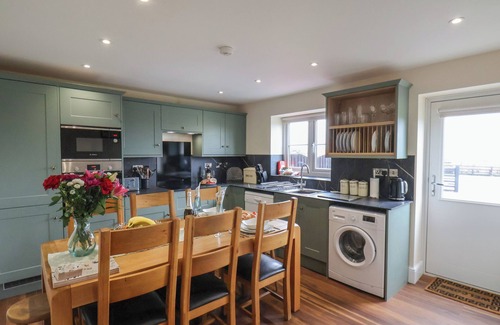 Briggswath Cottage | Whalebone Cottage at Broadings Farm