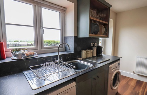 Briggswath Cottage | Whalebone Cottage at Broadings Farm