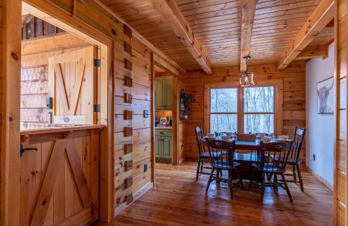 Sugar Grove House | Whiskey Creek Cabin
