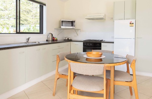 Norfolk Island Apartment | Whispering Pines