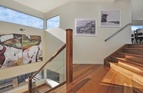 Port Fairy House | Whispers