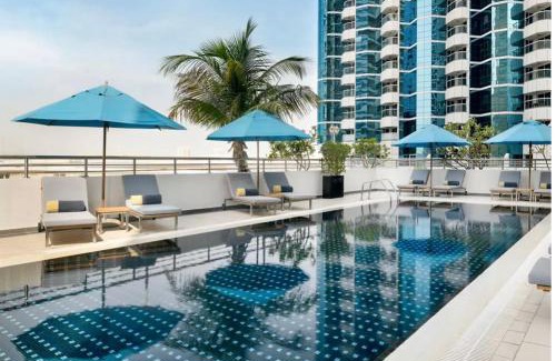 Jumeirah Lake Towers Apartment | Whispers of the Wind by Lagom Vacation Homes