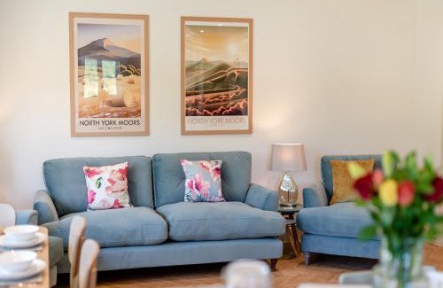 Ruswarp House | Whistle Stop