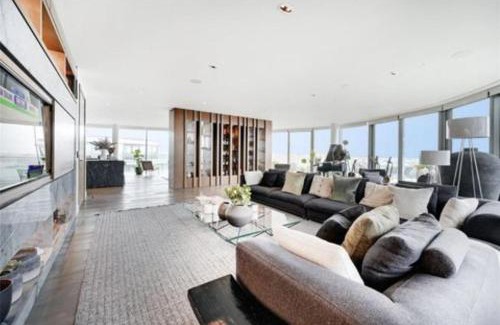 Limehouse Apartment | whitchurch road