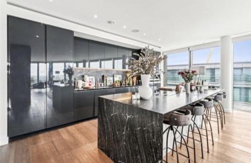 Limehouse Apartment | whitchurch road