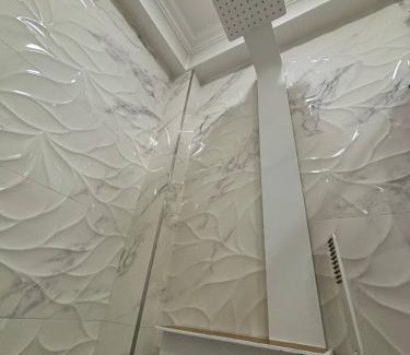 Chisinau Apartment | White Apartment