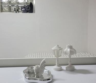 Samjeon-dong Villa | White Blue House