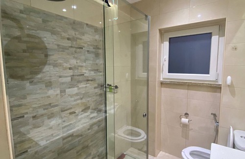 Queluz Apartment | White house apartments