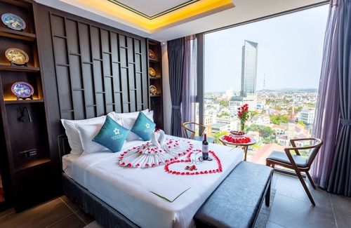 Hue City Centre Hotel | White Lotus Hue Hotel
