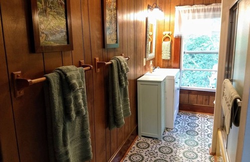 Upper Village House | White Mountains Victorian on Main Street