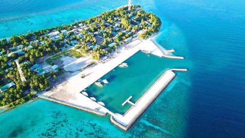 Himandhoo Hotel | White Sand